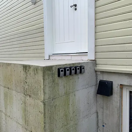 Modern 203 Apartment *